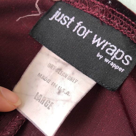 Deep Res Velvet Skirt - Picture 2 of 3